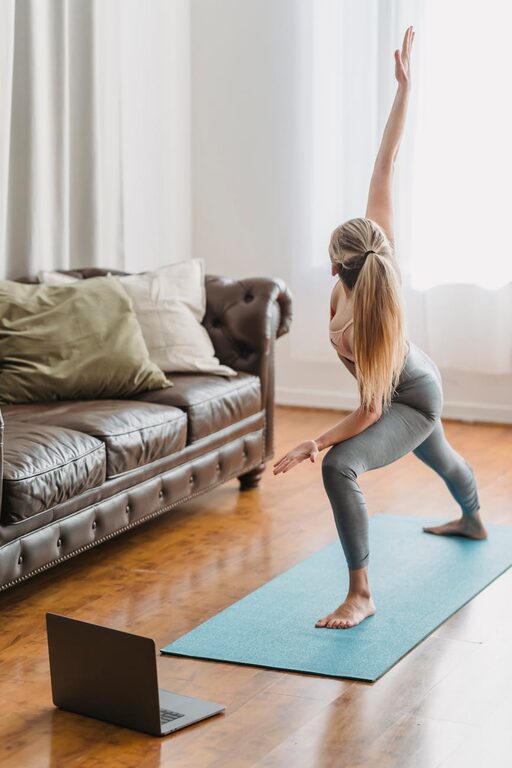 A Beginner’s Guide to Stretching at Home for Everyone